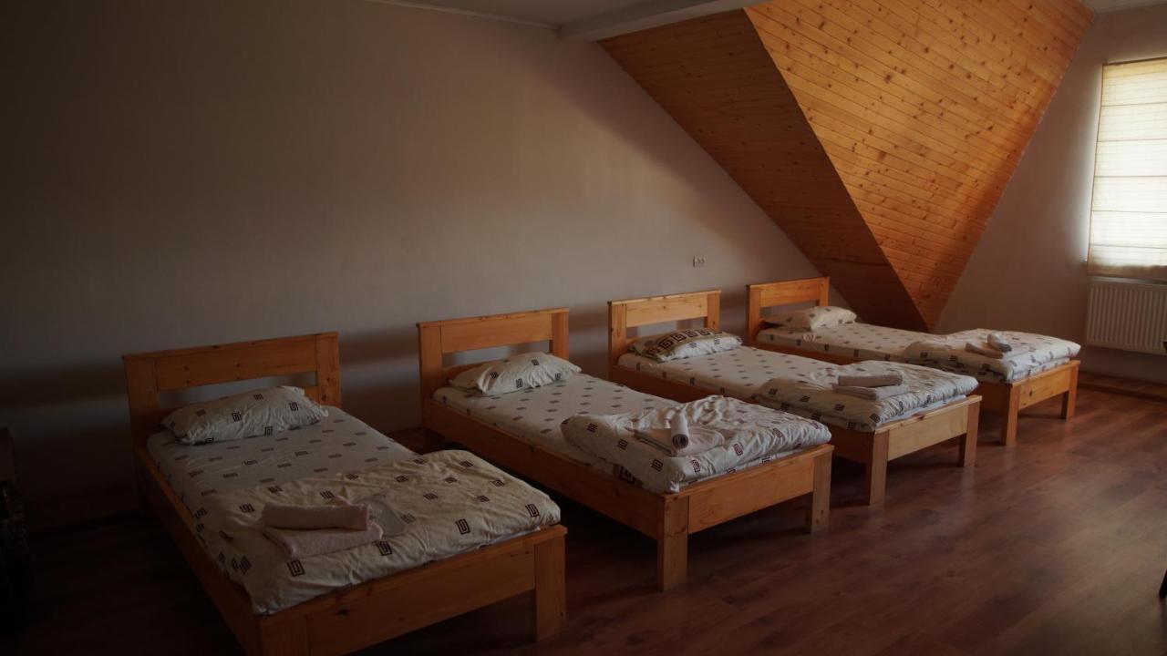 Отель U Dvori Podgorodtsy Экстерьер фото