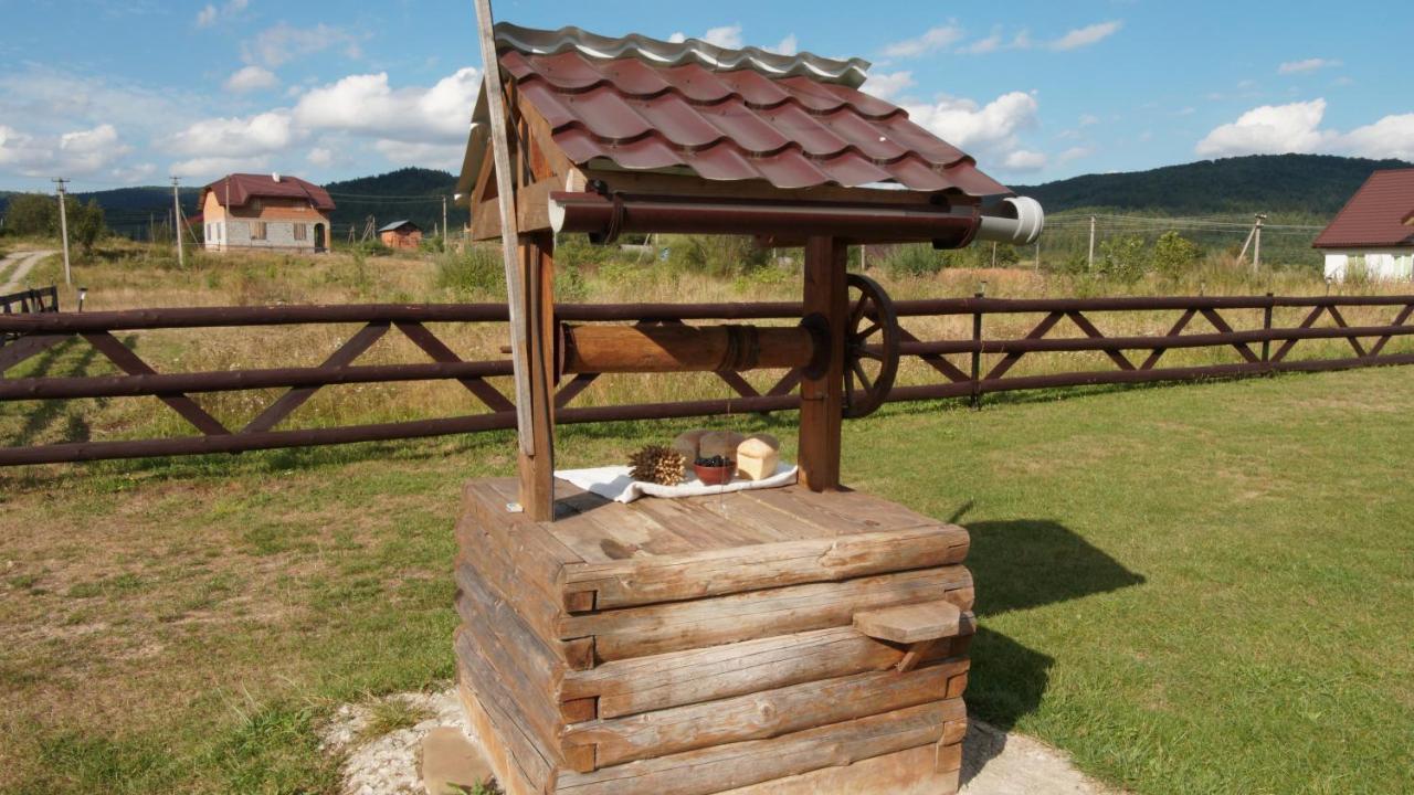 Отель U Dvori Podgorodtsy Экстерьер фото
